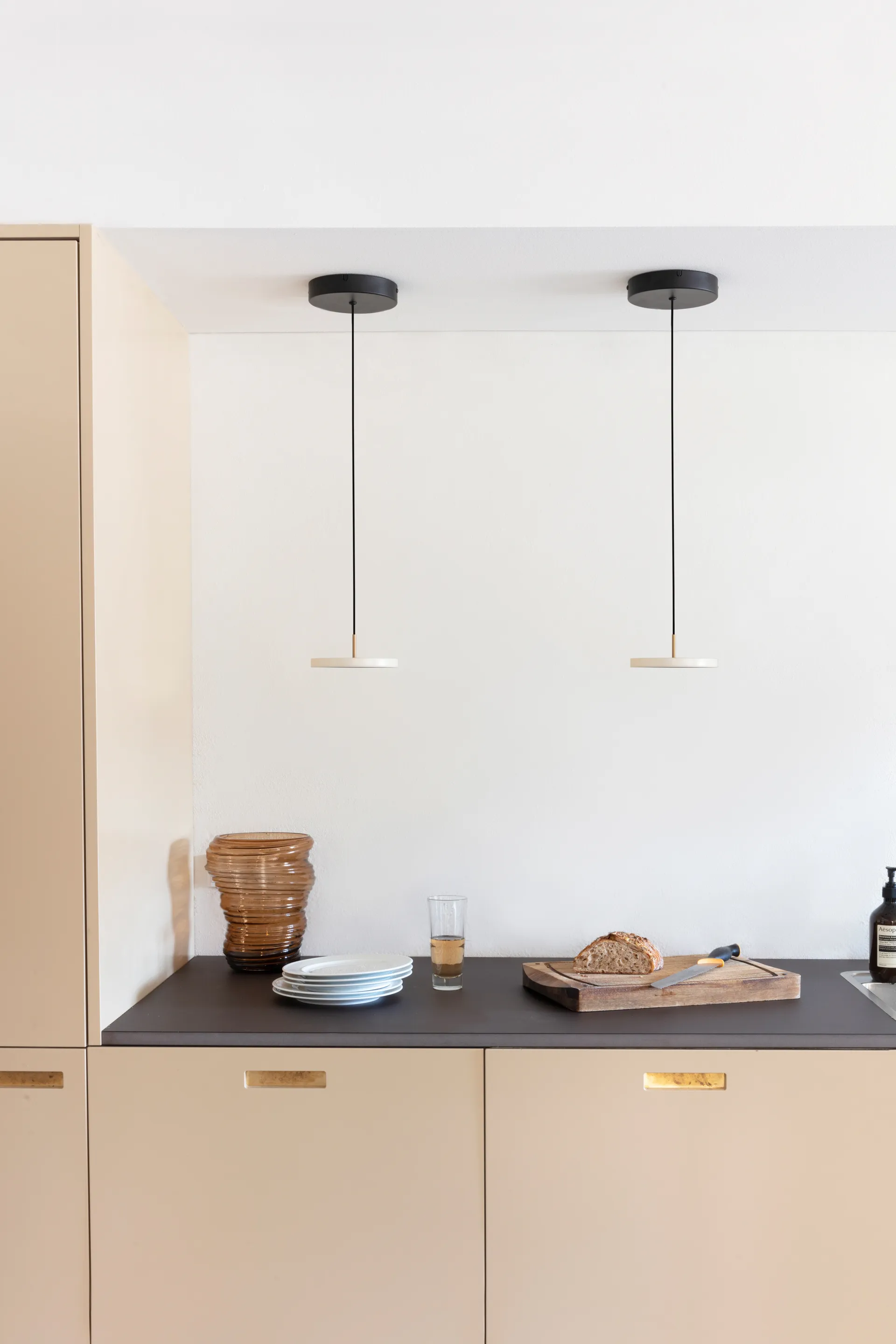 Asteria Micro ceiling lamp, Pearl White Umage