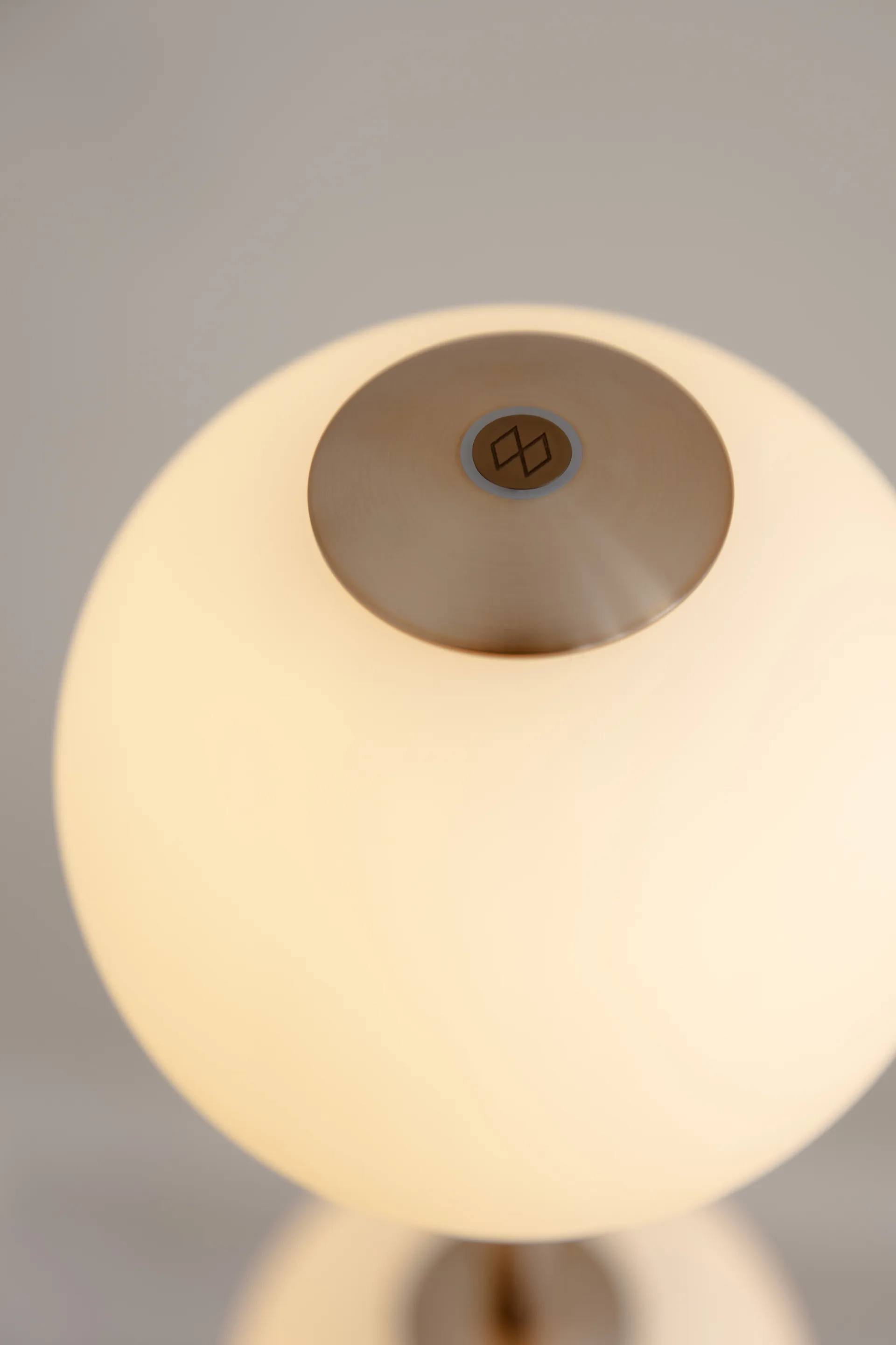 Audrey Floor floor lamp, Plated brass Umage