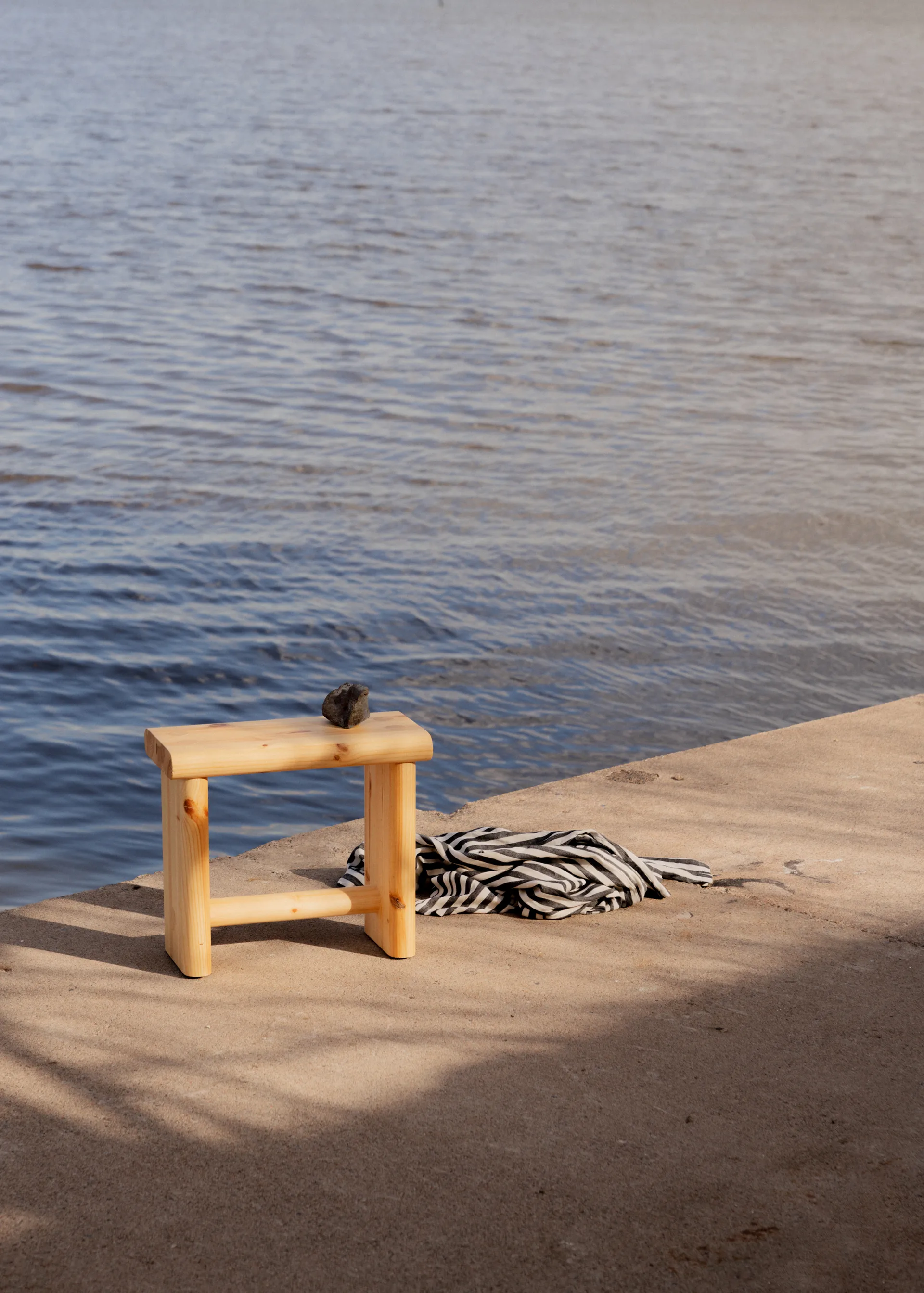 002 Ast Stool stool, Matte oil-waxed pine, 55x26x45 cm Vaarnii