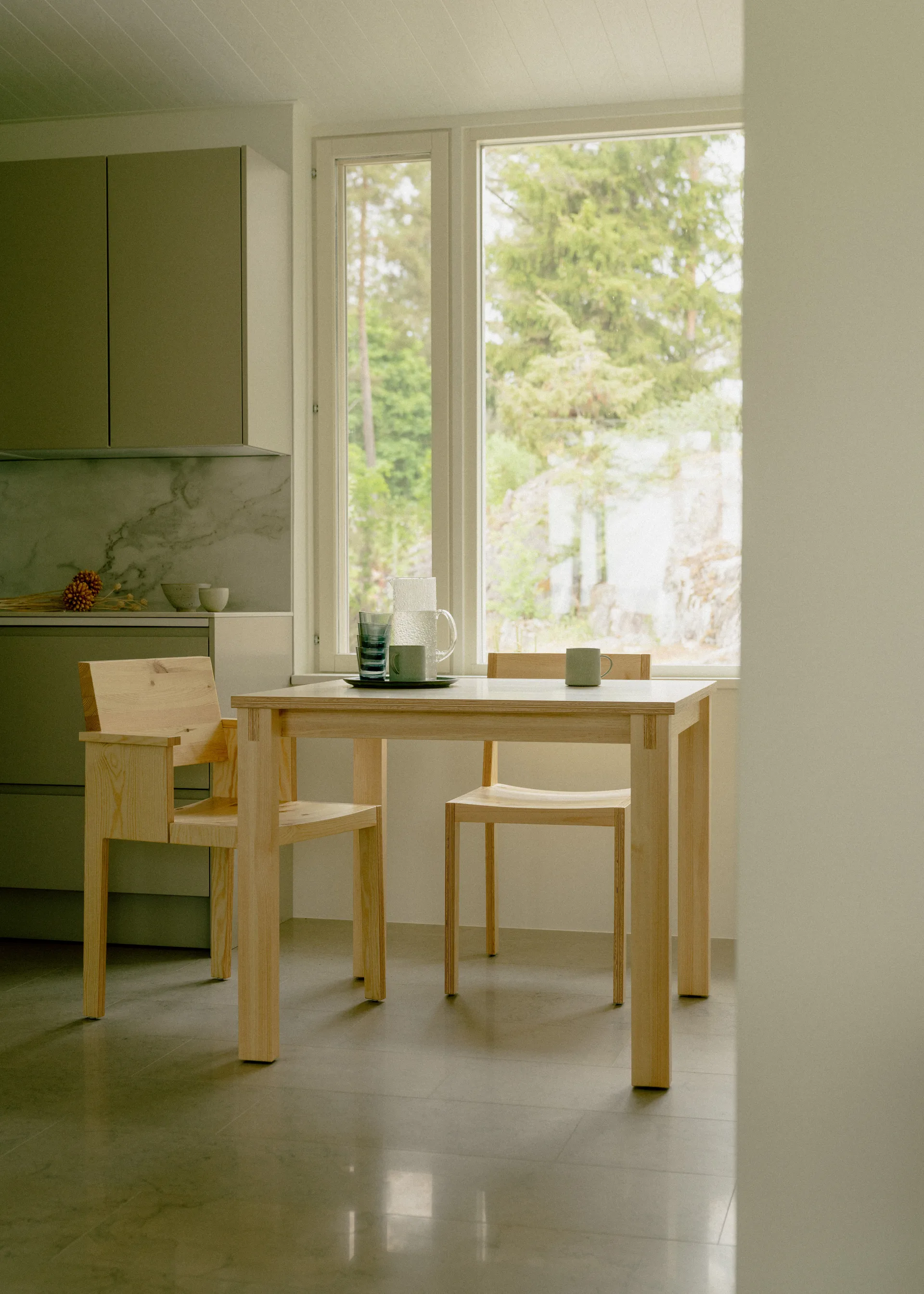 016 Maasto Table, Matte oil-waxed pine, 90x90x75 cm Vaarnii