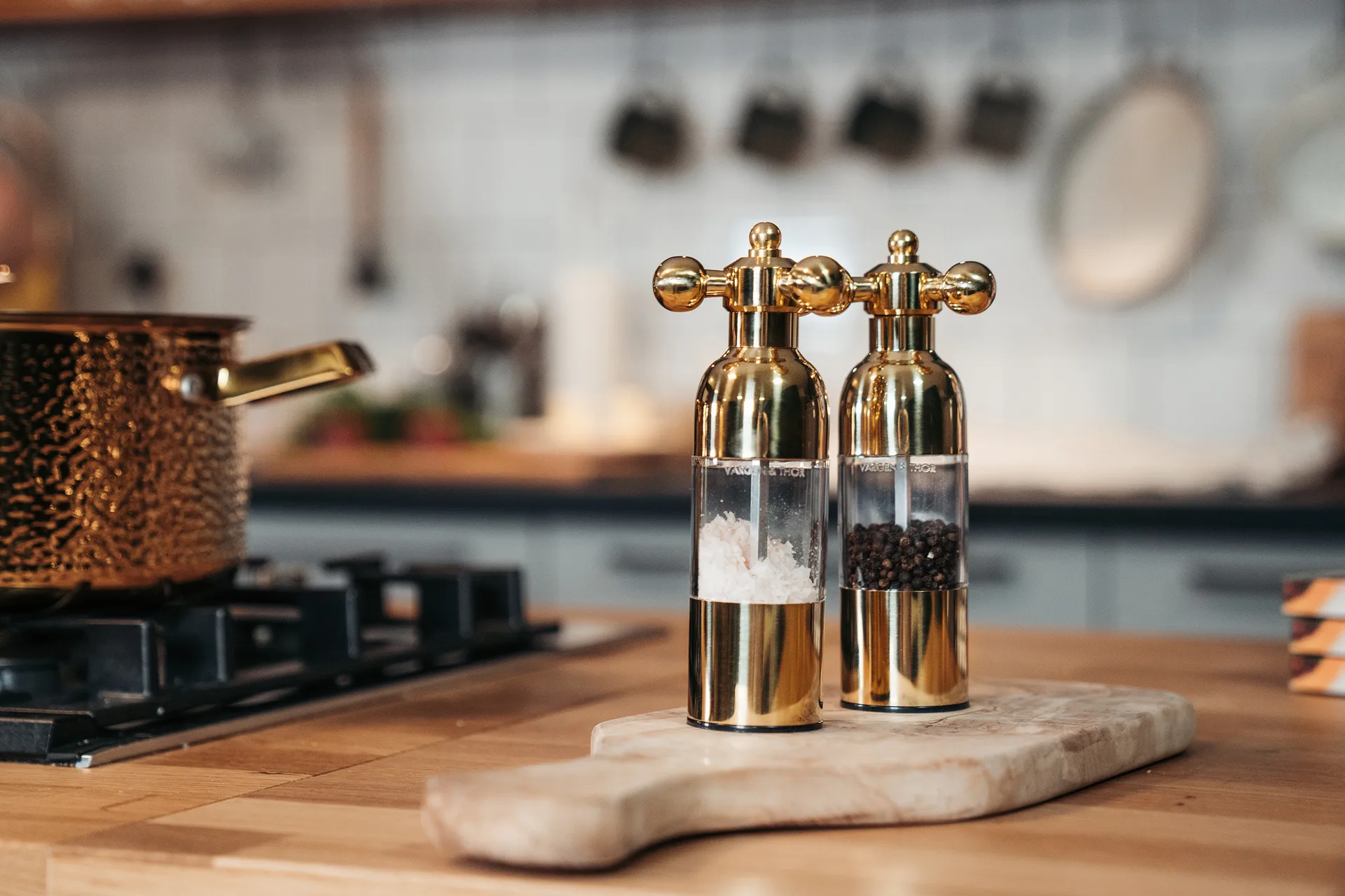 Axia salt- and pepper mill set, Cava Vargen & Thor
