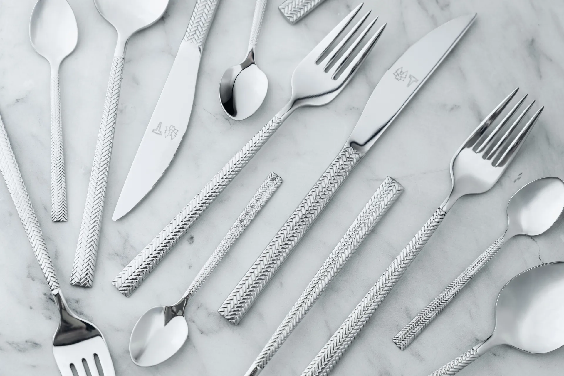 Glöd cutlery 16 pieces, Fishbone pattern Vargen & Thor