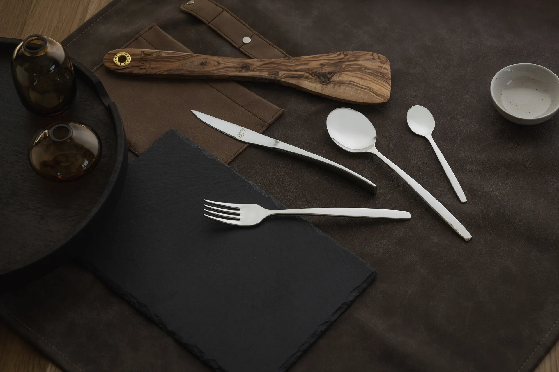 Hajen cutlery, 16 pieces Vargen & Thor