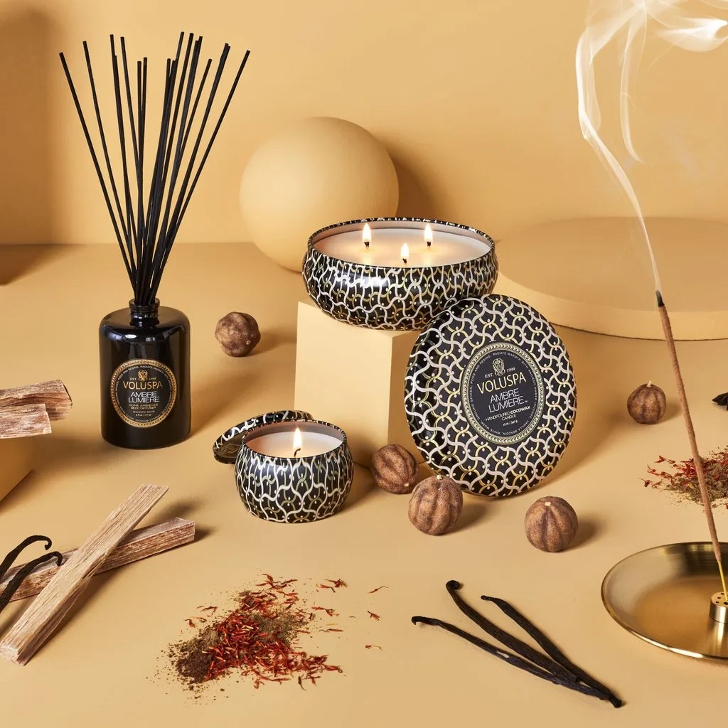 Maison Noir 3-wick Tin scented 40 hours, Ambre Lumiere Voluspa