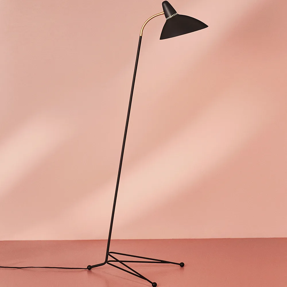Lightsome floor lamp, Warm white, brass detail Warm Nordic