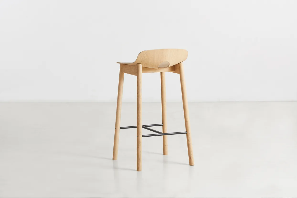 Mono barstool 65 cm, White pigmented oak Woud