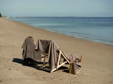 Classic bath towel 70x140 cm - Taupe - Zone Denmark