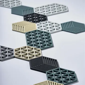 Hexagon trivet - cool grey - Zone Denmark