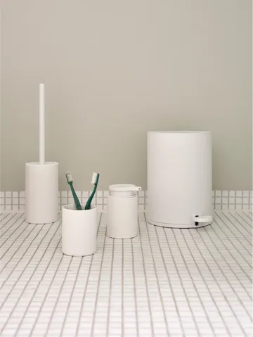 Karma toothbrush mug - White - Zone Denmark
