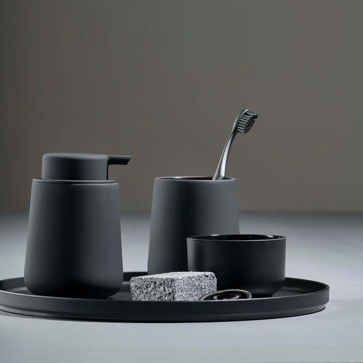 Nova One toothbrush mug, black Zone Denmark