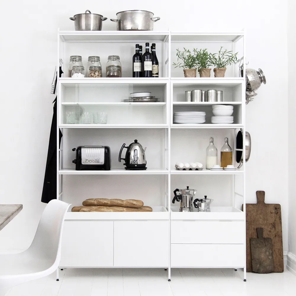 Molto 560 shelf, White, incl. white metal frame Zweed